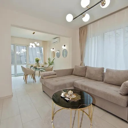 شقة Festival And Congress Centre فارنا