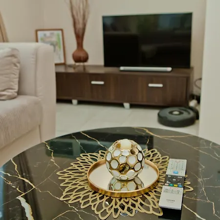 Festival And Congress Centre فارنا