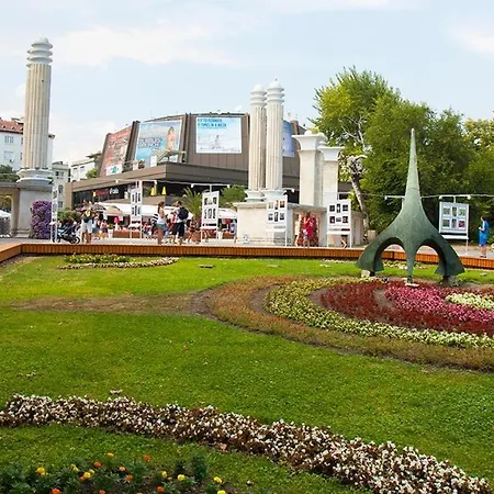 Festival And Congress Centre Lägenhet Varna